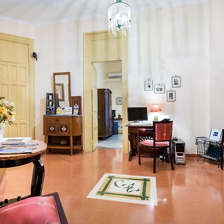 La Casa Di Zoe - Locazioni Turistiche Bed and Breakfast Palermo Buitenkant foto