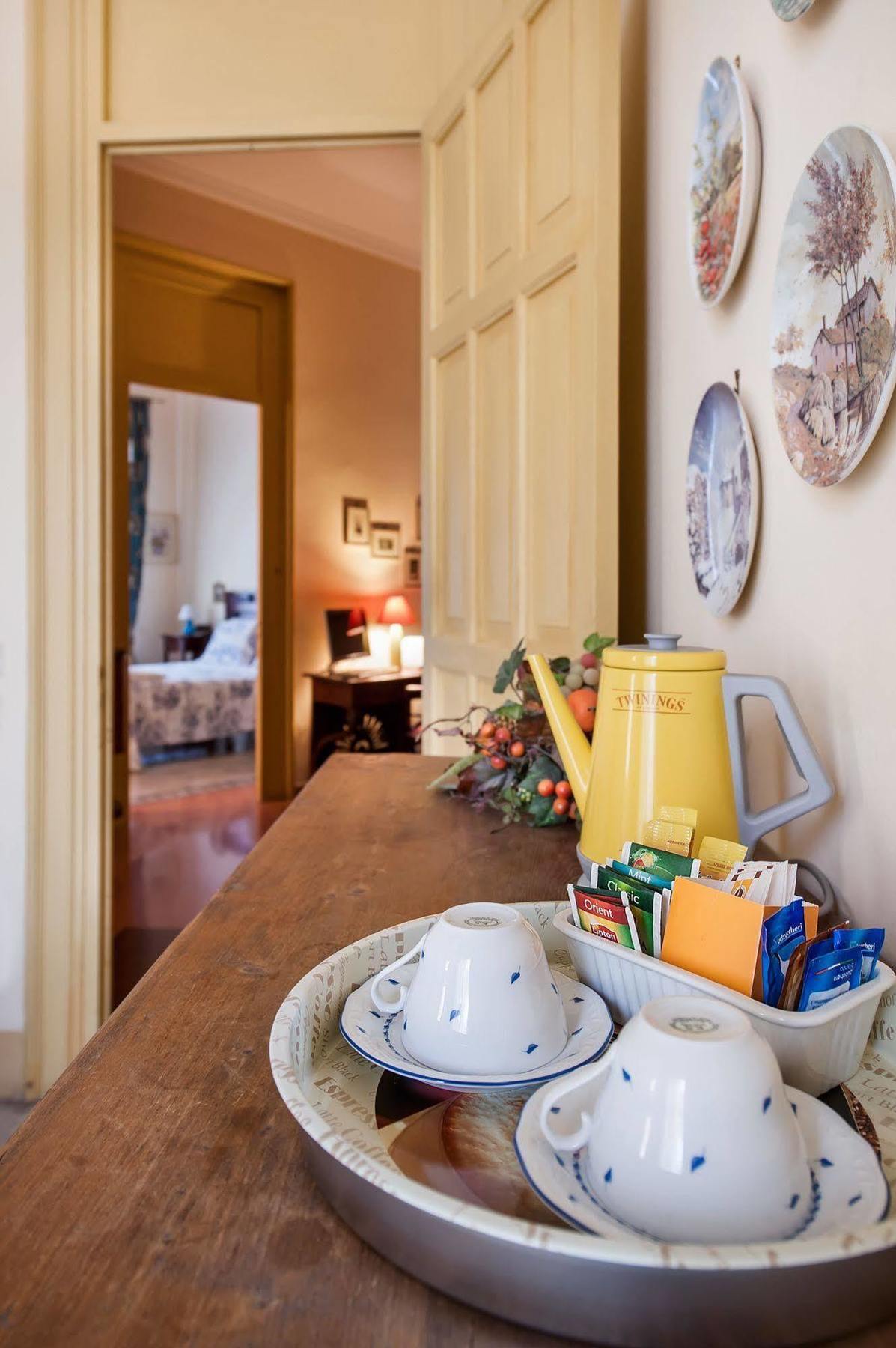La Casa Di Zoe - Locazioni Turistiche Bed and Breakfast Palermo Buitenkant foto