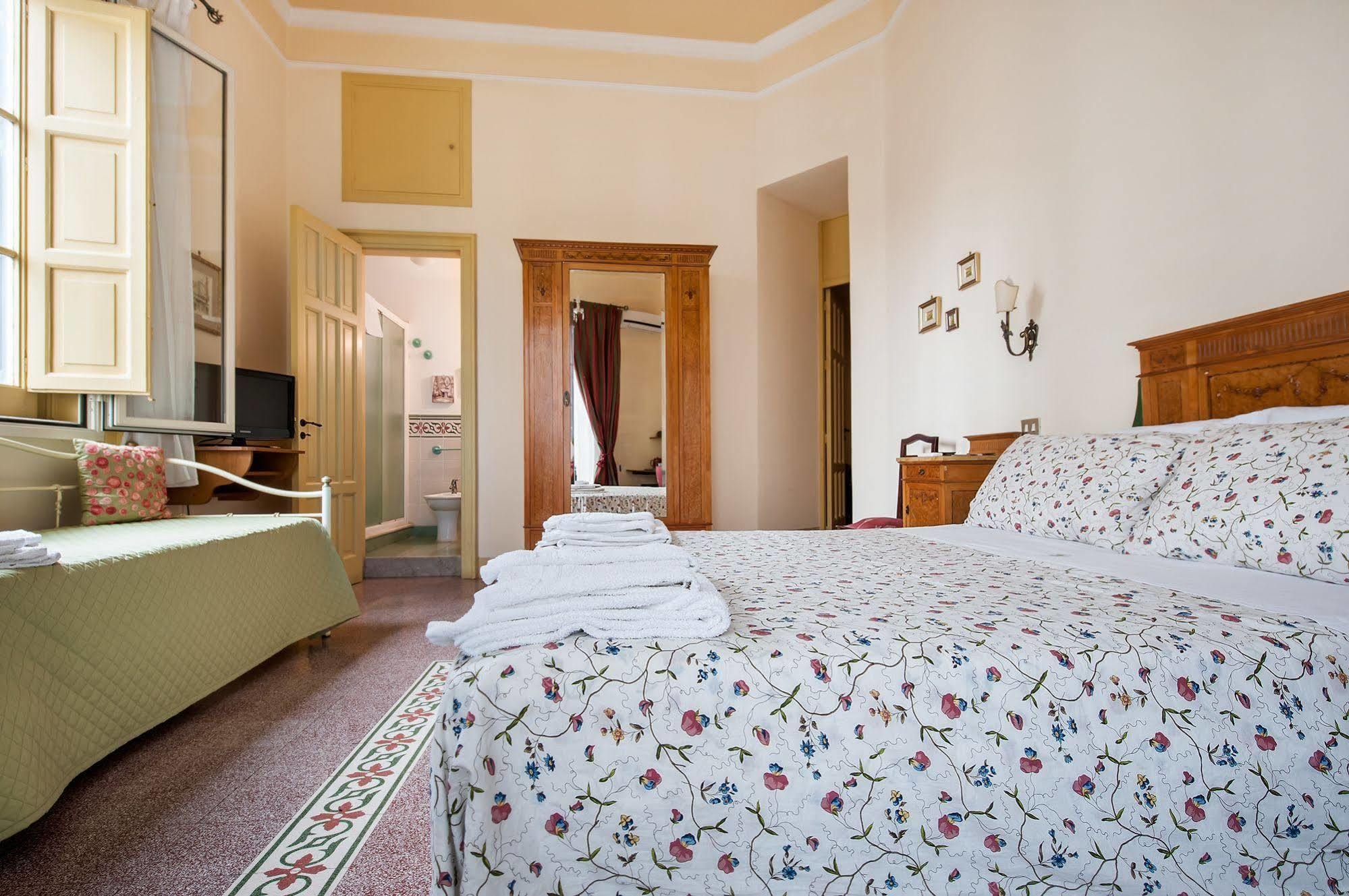 La Casa Di Zoe - Locazioni Turistiche Bed and Breakfast Palermo Buitenkant foto